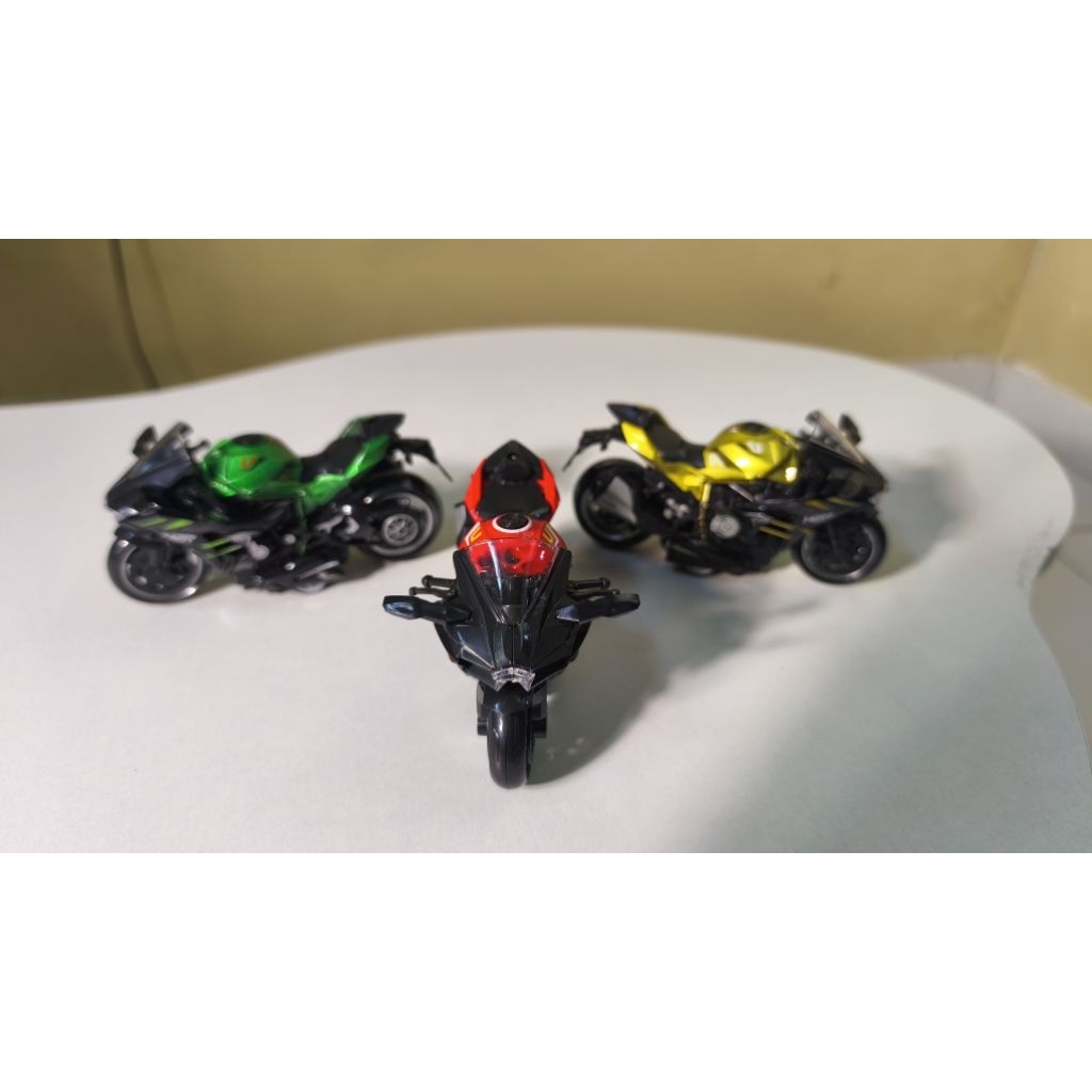 Motor Diecast Racing Miniatur Motor Sport – Mainan Motor Mini Die Cast Koleksi