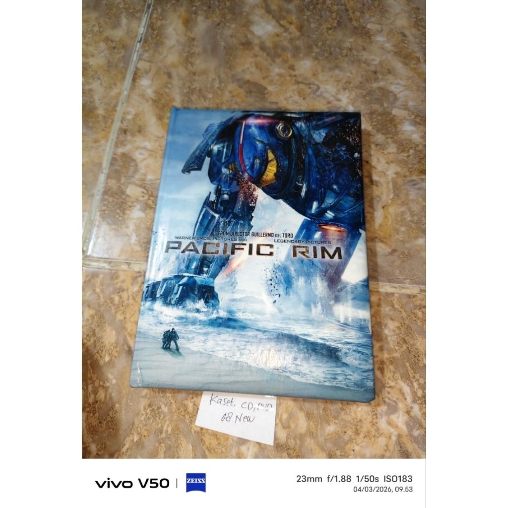 Kaset DVD PASIFIC RIM