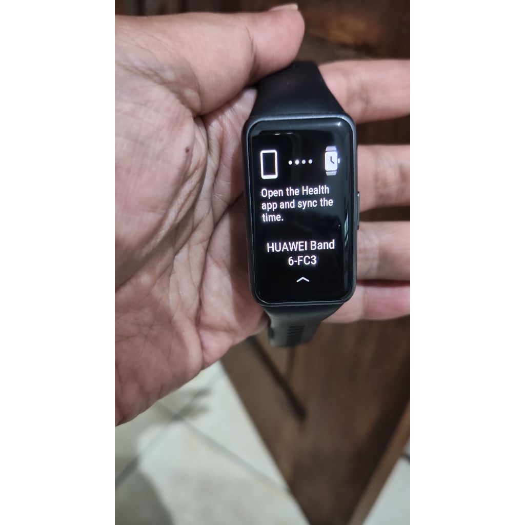 preloved huawei band 6 warna hitam good condition jam olahraga kesehatan smartwatch