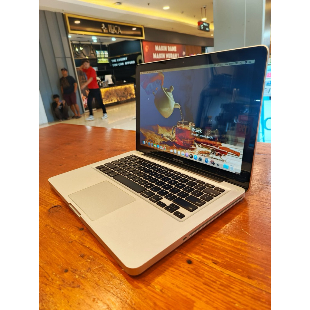 macbook Pro 13inch 2012 i5 Ram 4 SSD 256