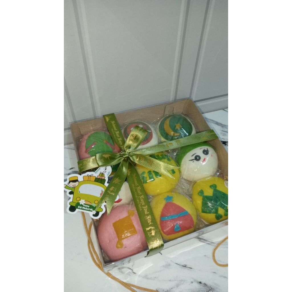 Bakpao Karakter isi 9 untuk Hampers Ramadhan & Lebaran versi Box Kraft Mika Jinjing