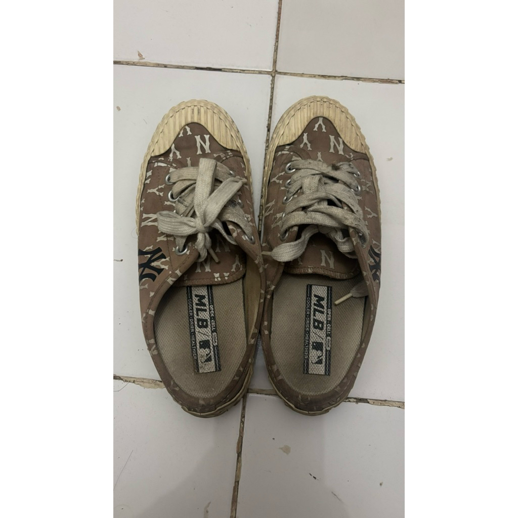 mlb yankees slip on shoes preloved ori