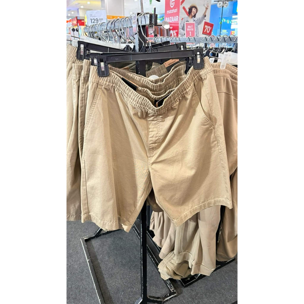 Celana Pendek Chinos Pria Cole