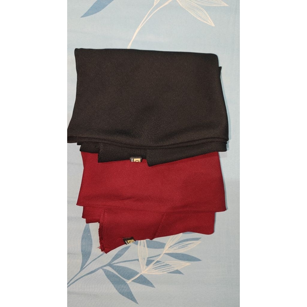 Jilbab Segi Empat Instan 2 Layer Merk Qumi