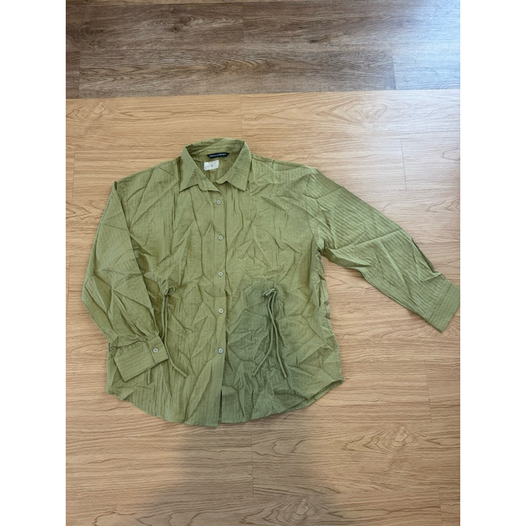 (preloved) trick & tricky