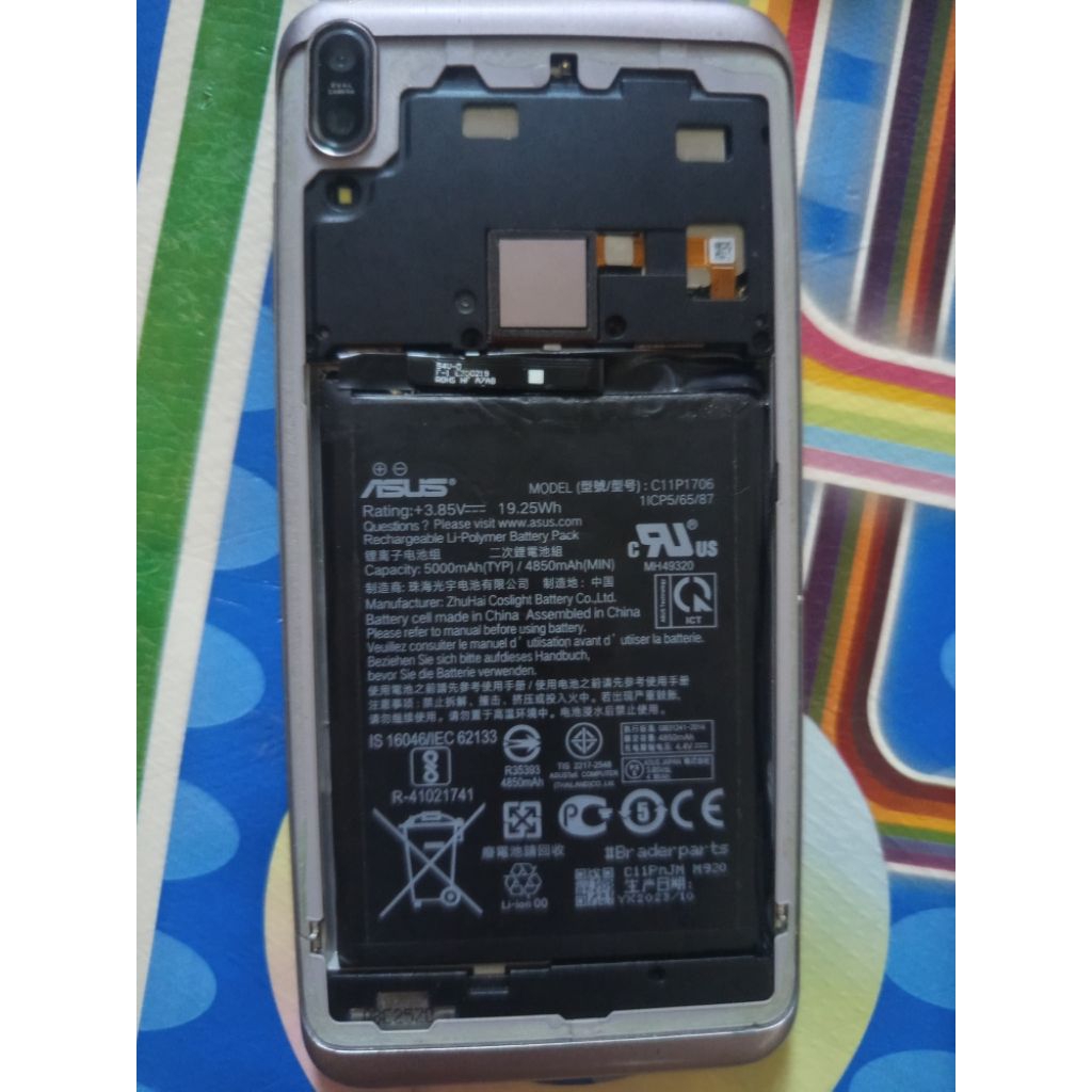 Asus Zenfone max Pro m1 kondisi matot