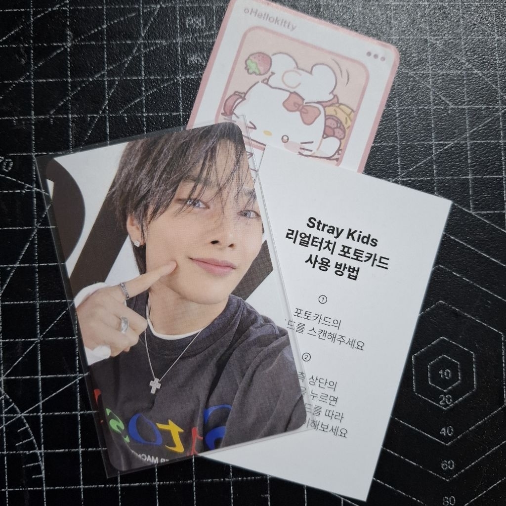 WTS PC Straykids SKZ CELEBRATE Online POB Jeongin Ayen I.N
