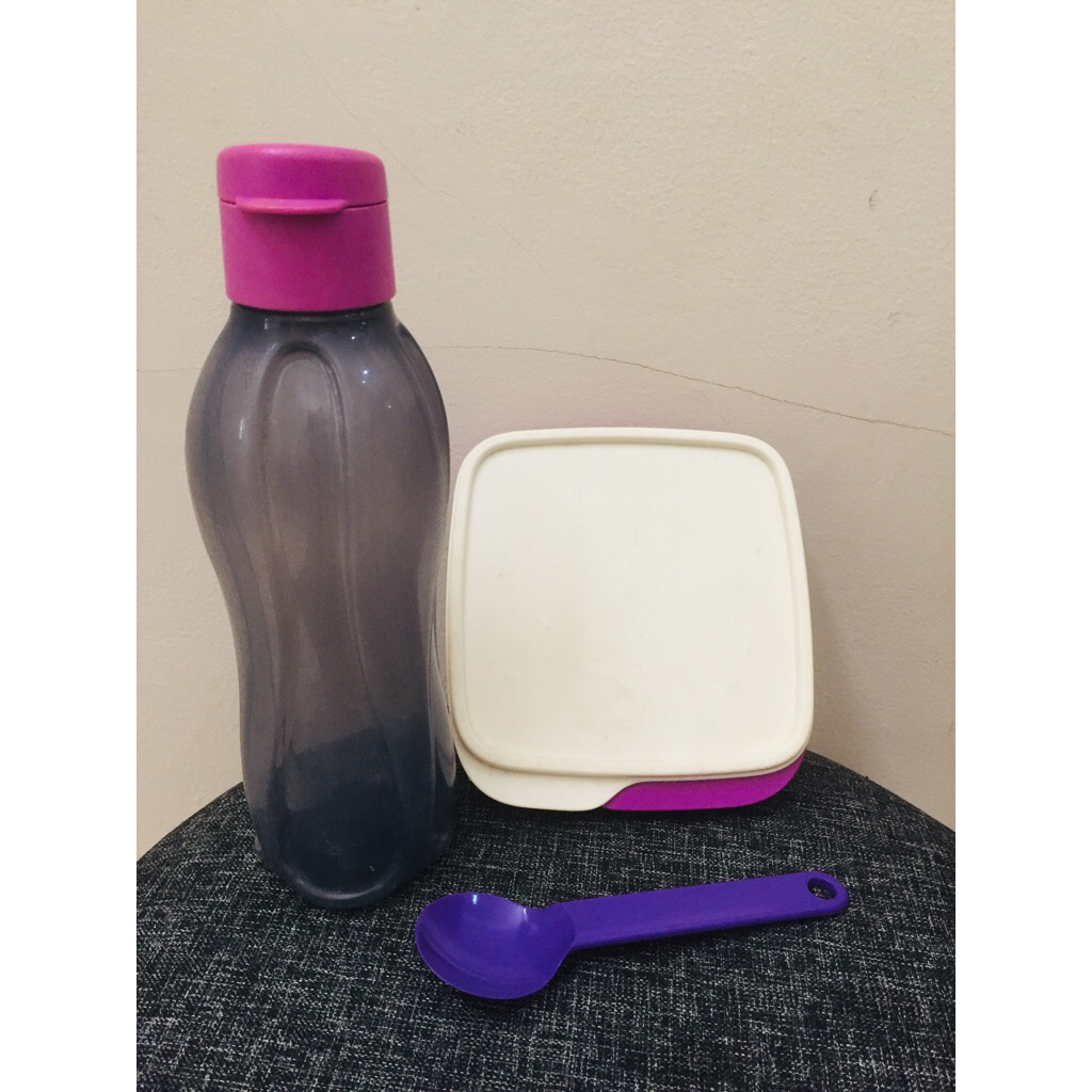 Set Kotak Makan Tupperware Warna Ungu