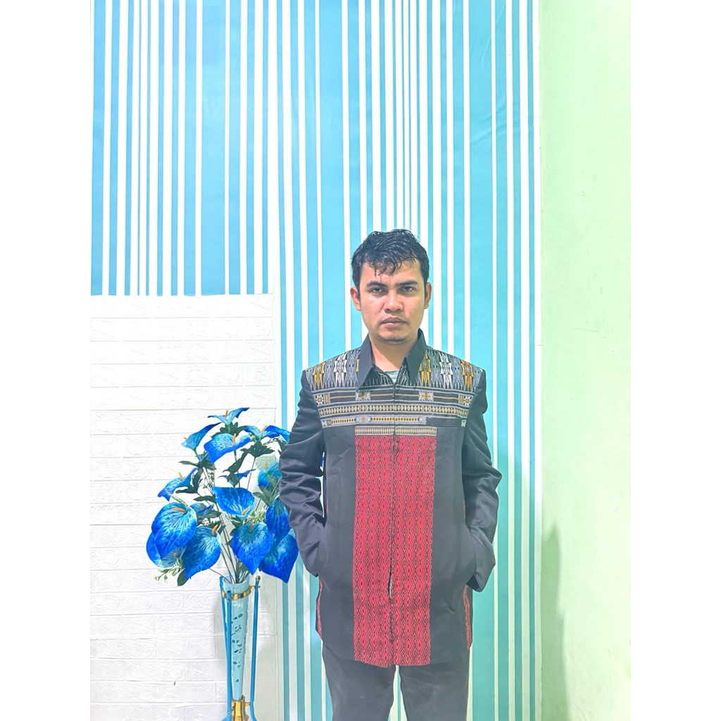 JASKET MOTIF ULOS  TUMTUMAN