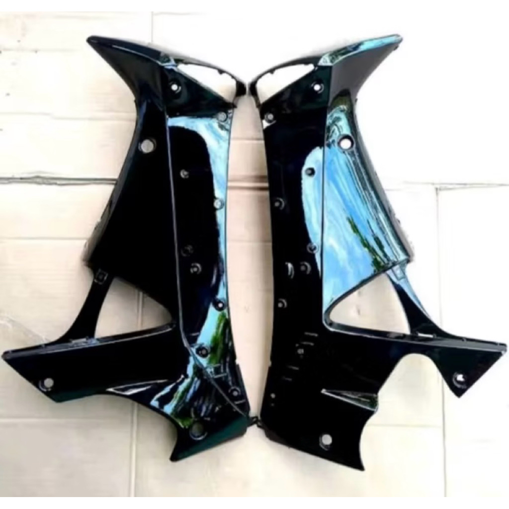 Leksil Sayap Luar Supra X 125 Lama Hitam Metalik, Sayap Dek Supra X 125 lama Hitam Metalik