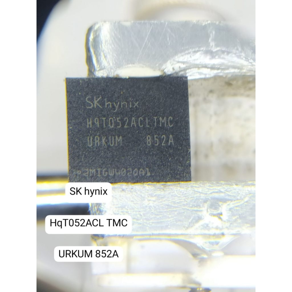 IC emmc SK hynix HqT052ACL TMC URKUM 852A