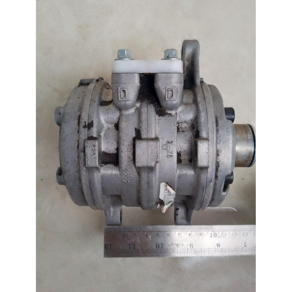 kompresor AC mobil Suzuki Baleno 97 Denso original bekas