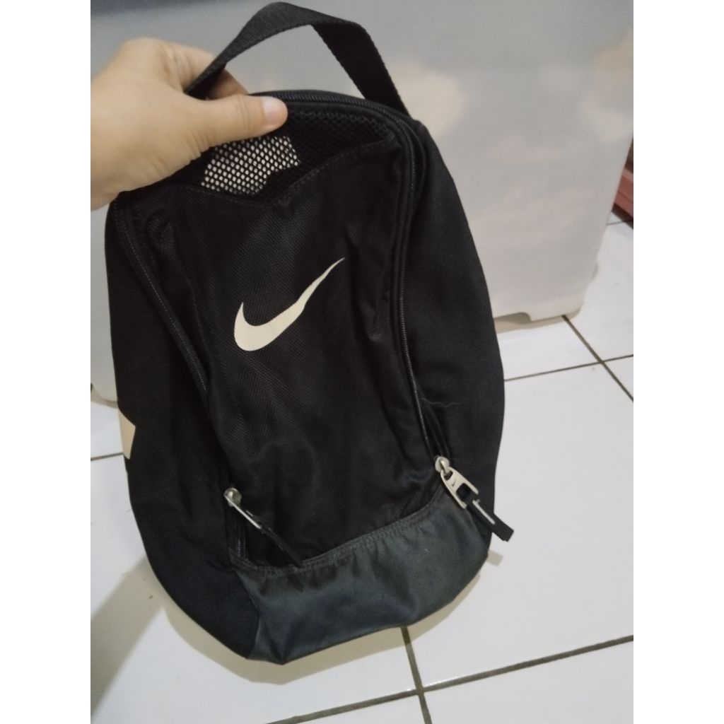 Tas Sepatu Nike
