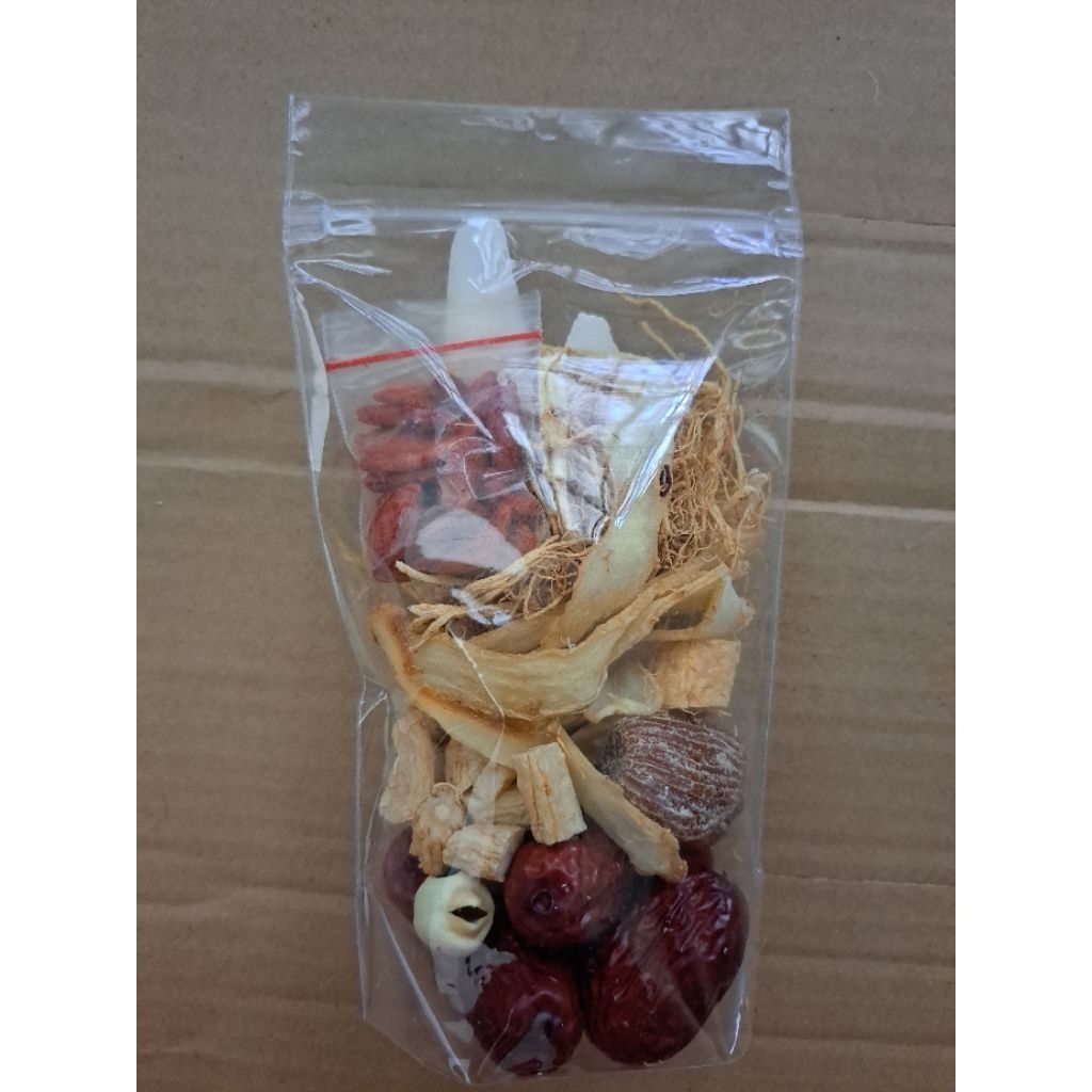 Chicken ginseng herbal soup