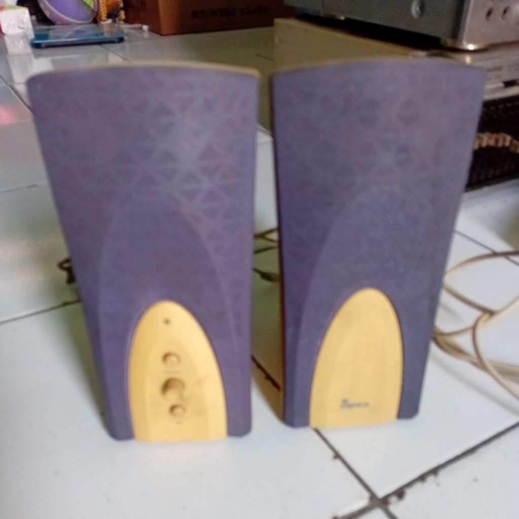 speaker genius sepasang