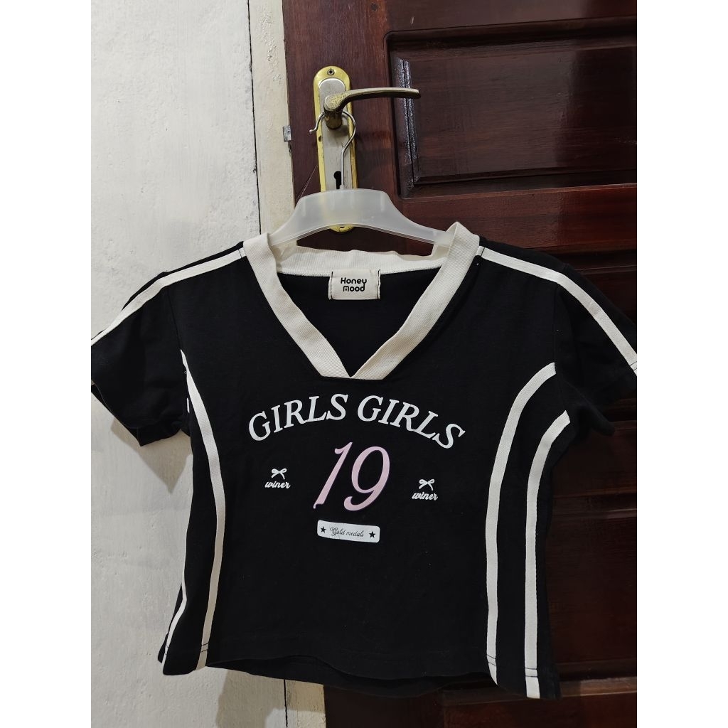 nusa style top putih biru, naphat crop brown, bonbon pink crop, knit ribbon pink, ivory hitam biru k