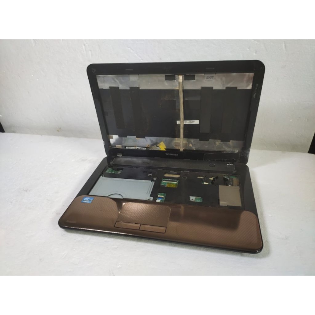 Casing Toshiba satellite M840 matot casing mobo(A1336)