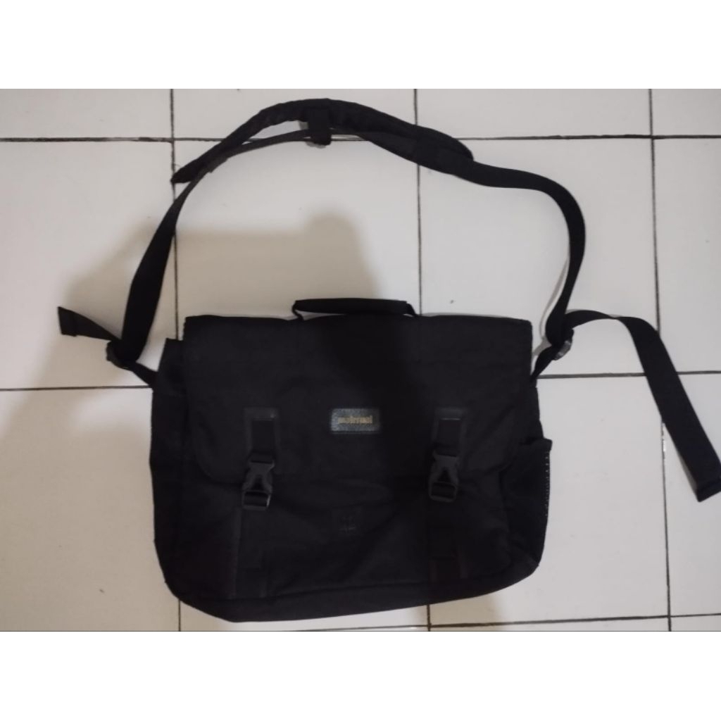 Tas Laptop Maternal Disaster Original/Tas Laptop