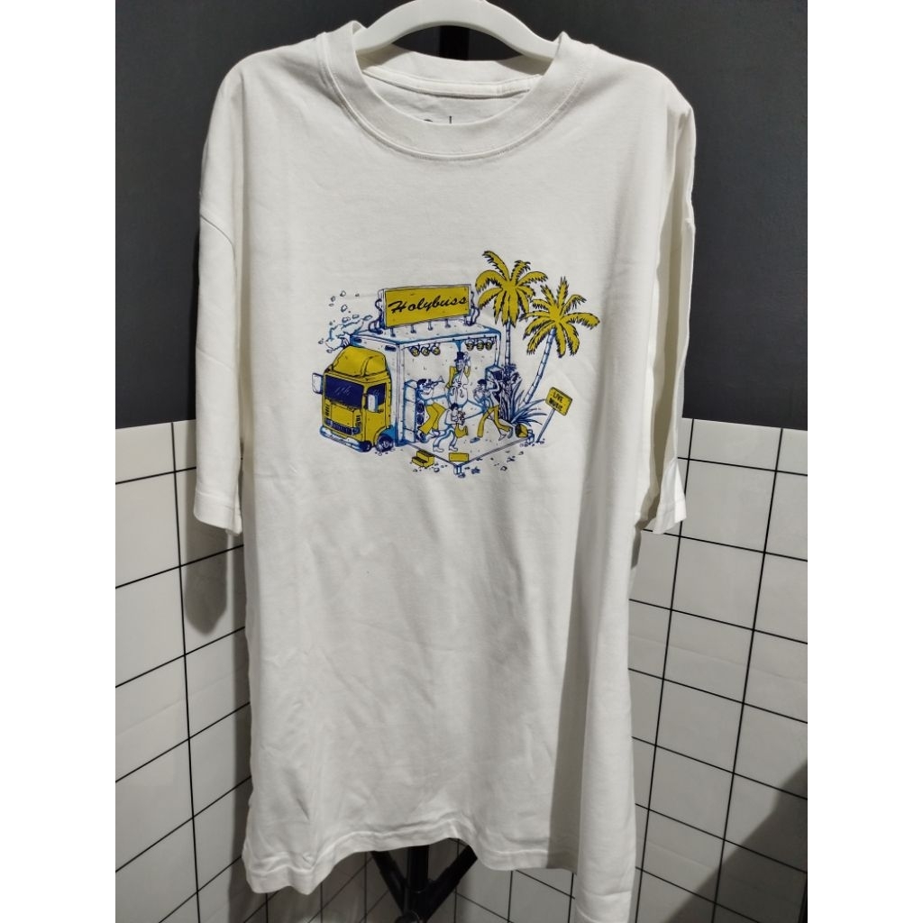 Kaos T-Shirt Holywings Atasan Pria Wanita | seaprlvd