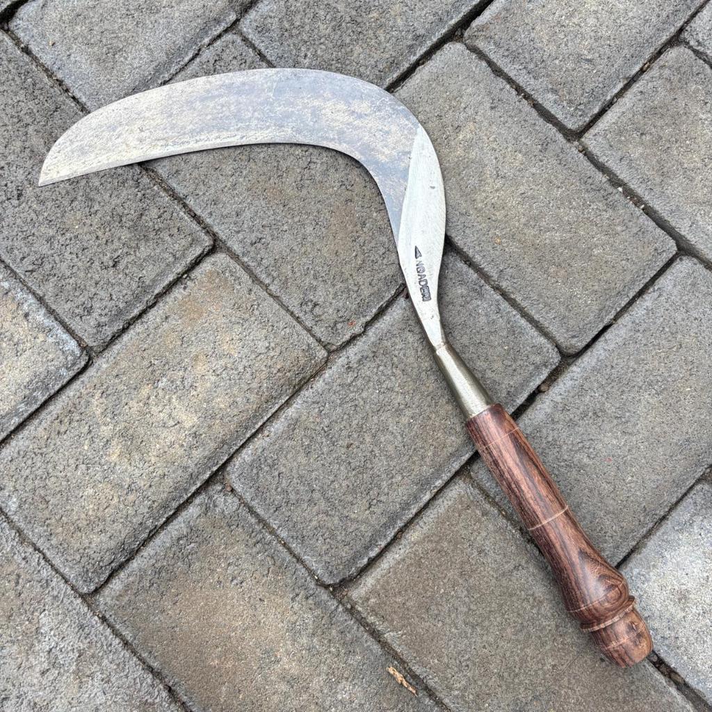 Arit Rumput Baja Isen Cap A NGADERI |Khusus Sabit Rumput dan Padi