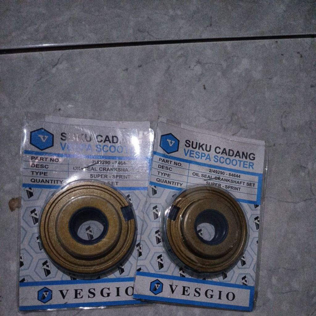 seal Kruk as Vespa super Sprint as kecil