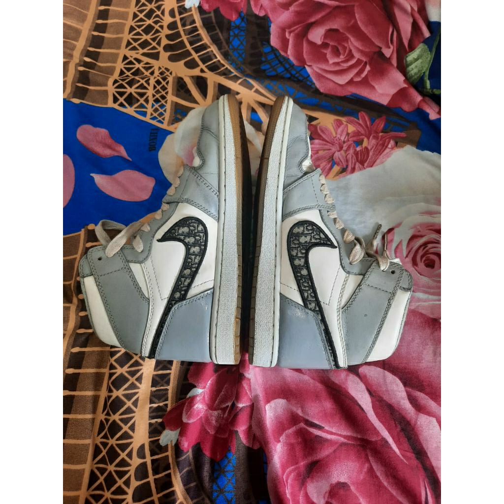 Air Jordan 1 High Dior