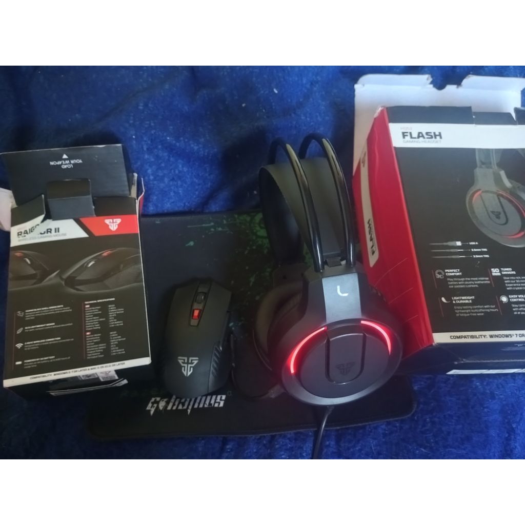 Fantech Headphone dan Mouse Gaming