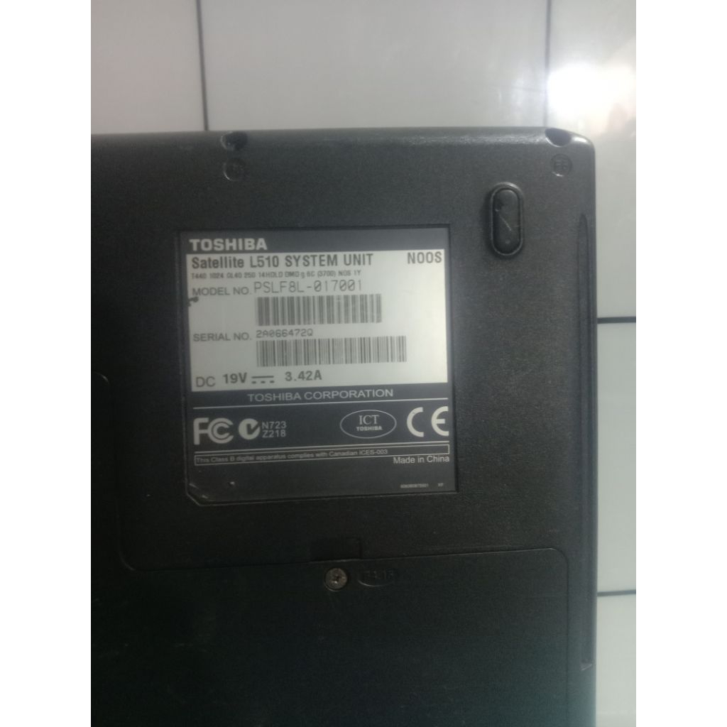 casing laptop Toshiba satelite l510