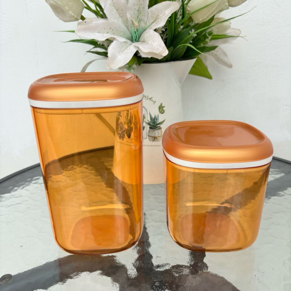 TUPPERWARE TOPLES CRYSTAL CANISTER GOLD SET