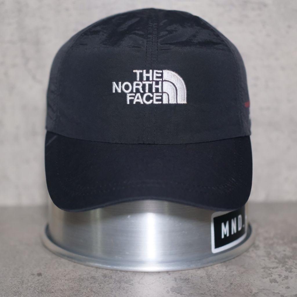 Topi sport run outdoor TNF hitam