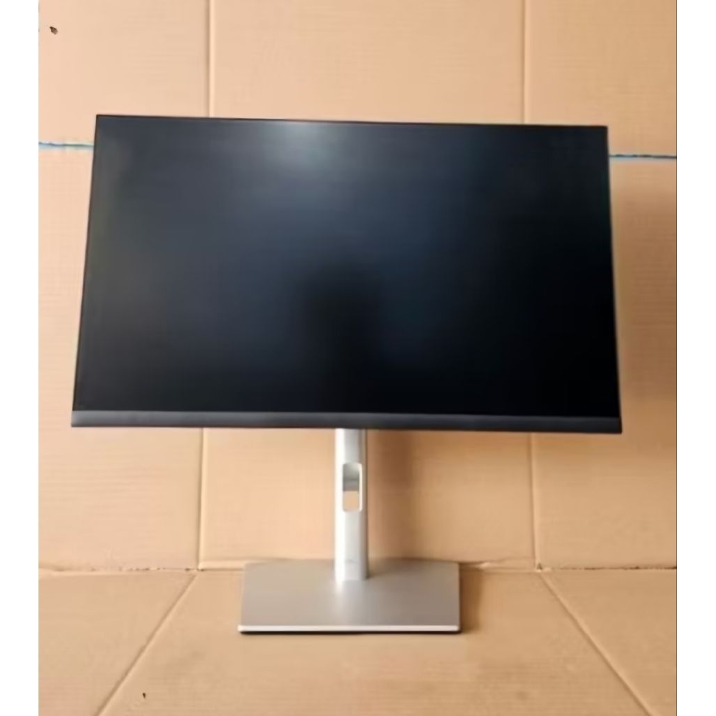 Ready Monitor Dell 24Inch Fremless Kondisi Nomal & Bergaransi