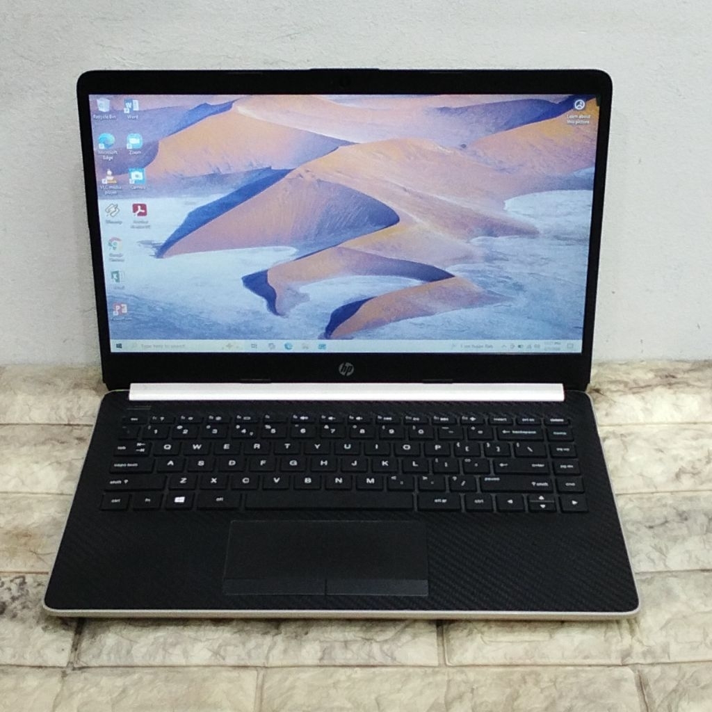 Laptop Hp 14-cm Amd A4-9120 RAM 4GB SSD 128GB