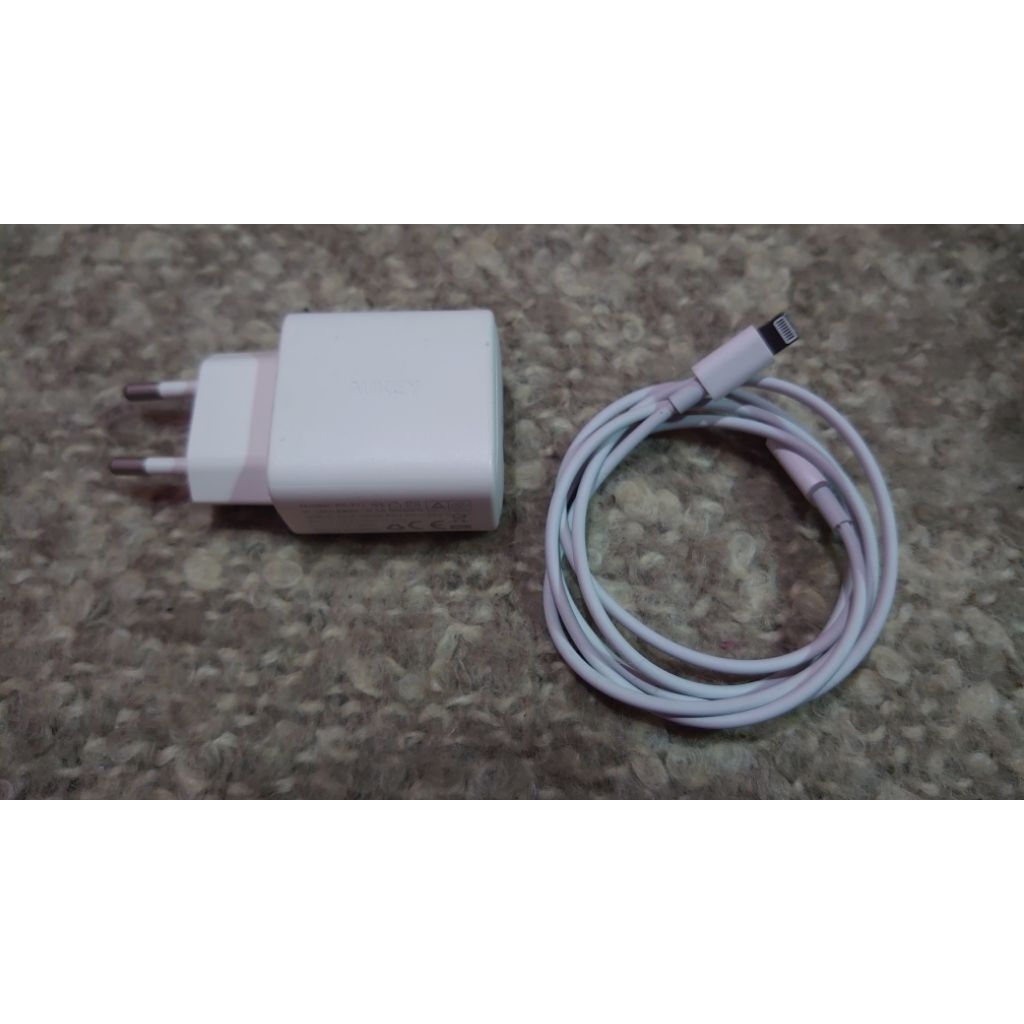 Charger AUKEY 20w