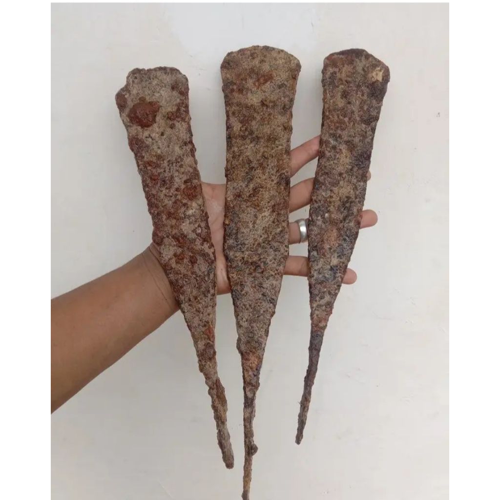 besi kuno kabudan teplak kuno hasil galian