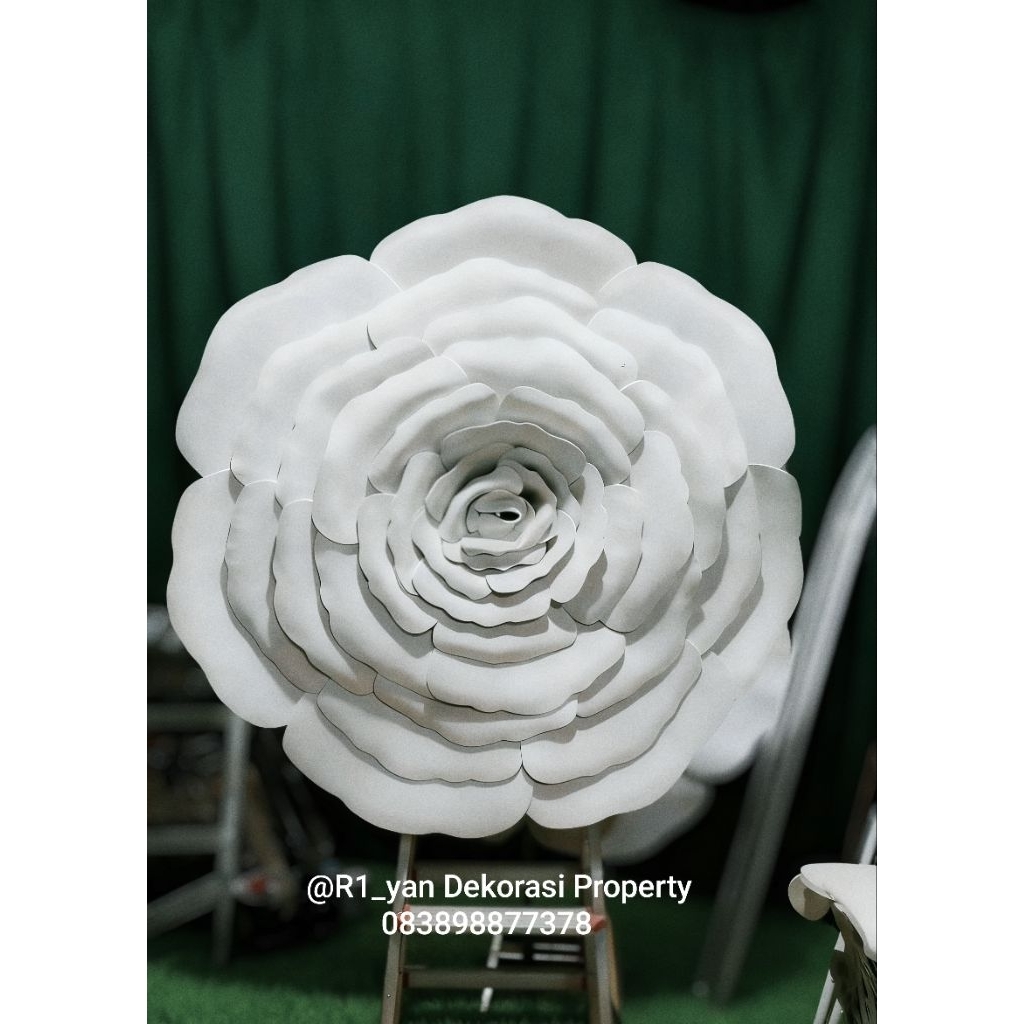 kelopak Bunga Besar Dekorasi