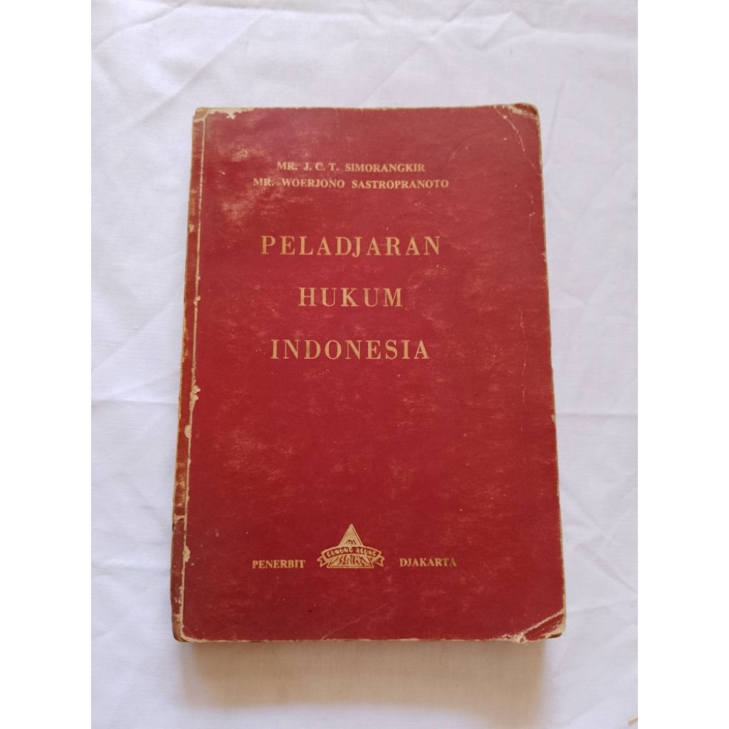 BUKU PELADJARAN HUKUM INDONESIA
