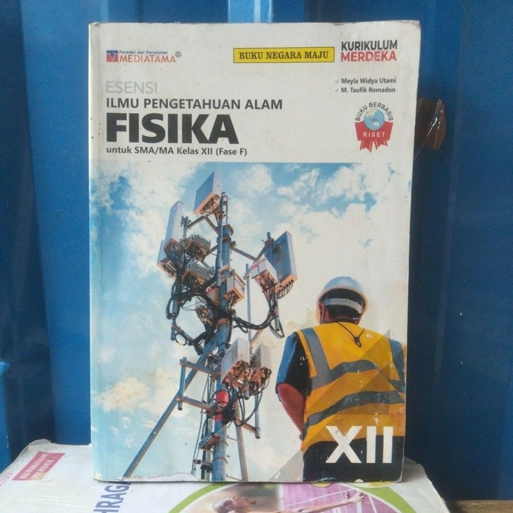 fisika kelas 12 SMA