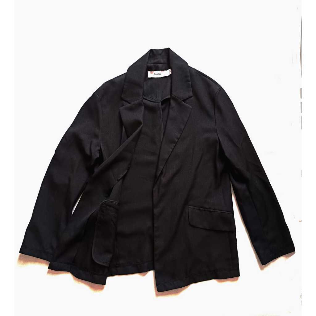 BERSHKA Jas jaket blazer hitam slimfit preloved