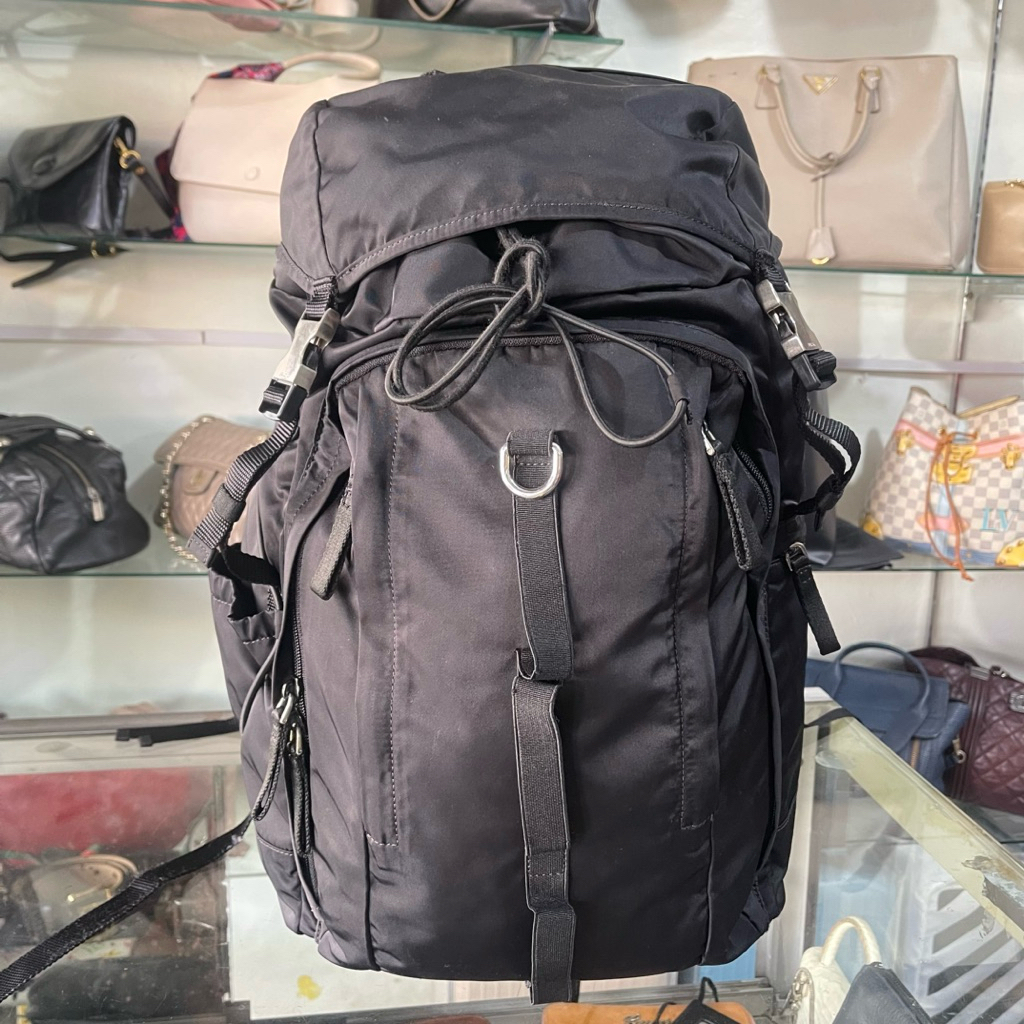 preloved backpack prada tesutto renylon,,,,
