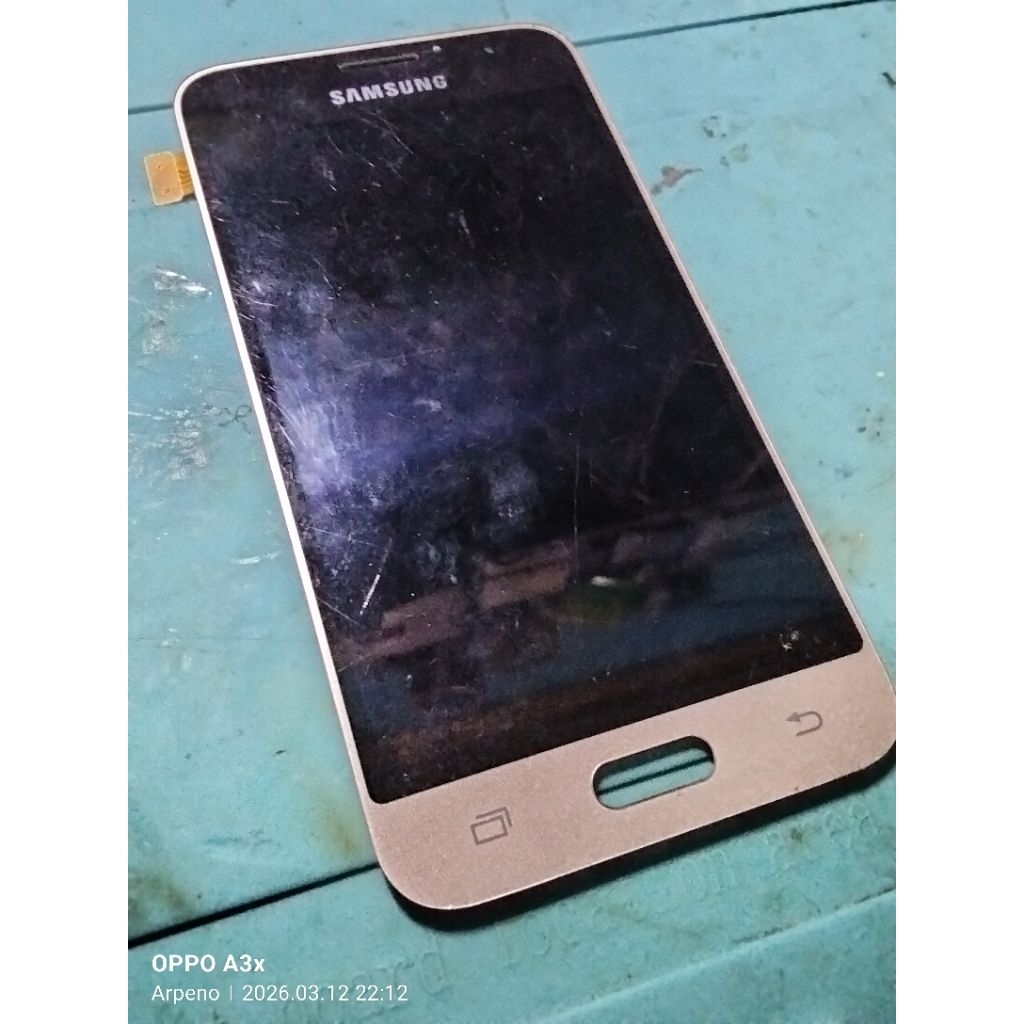 lcd amoled Samsung J1 2016/  sm-j102g ( original copotan )