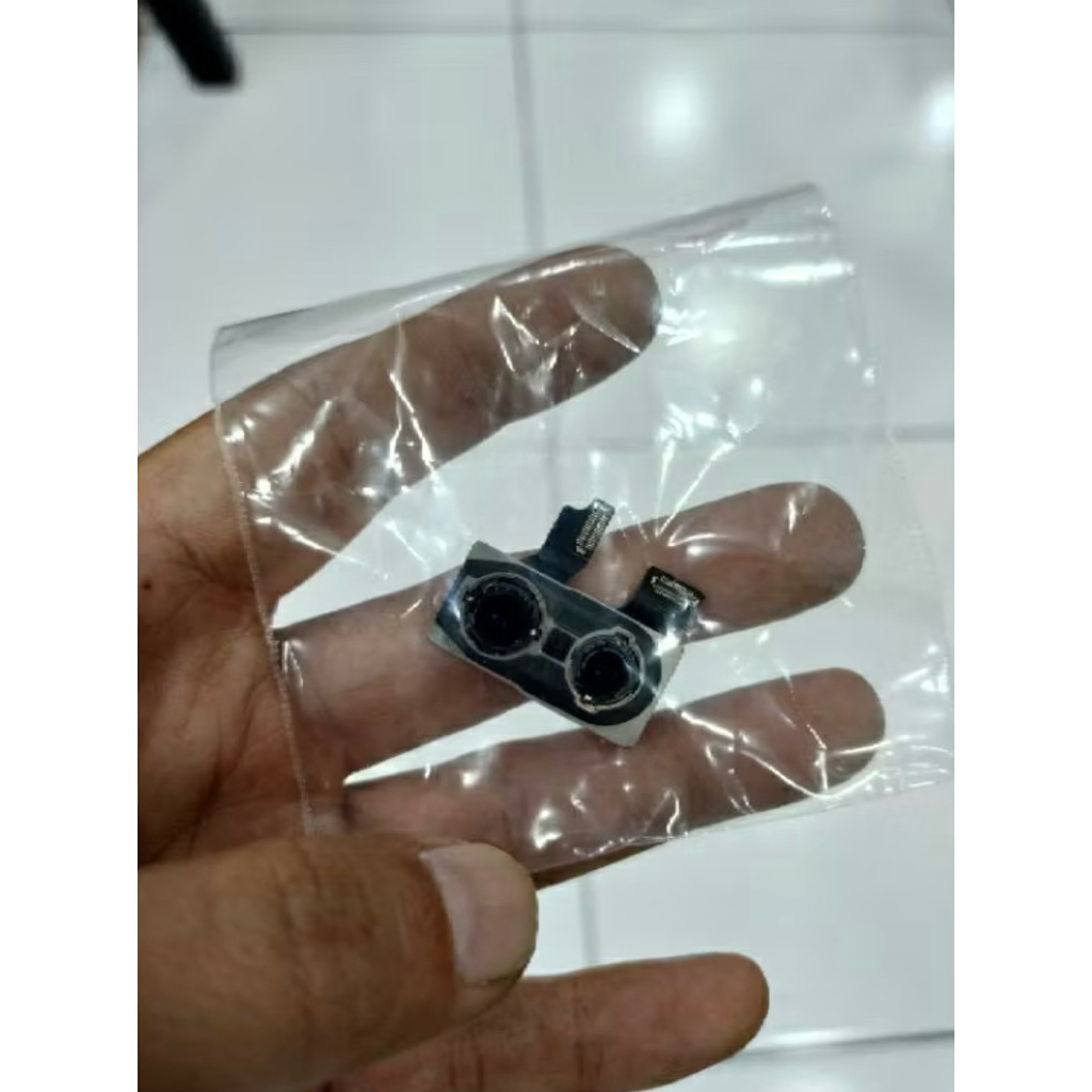 Kamera cabutan iPhone Xs/Xs Max dari unit matot