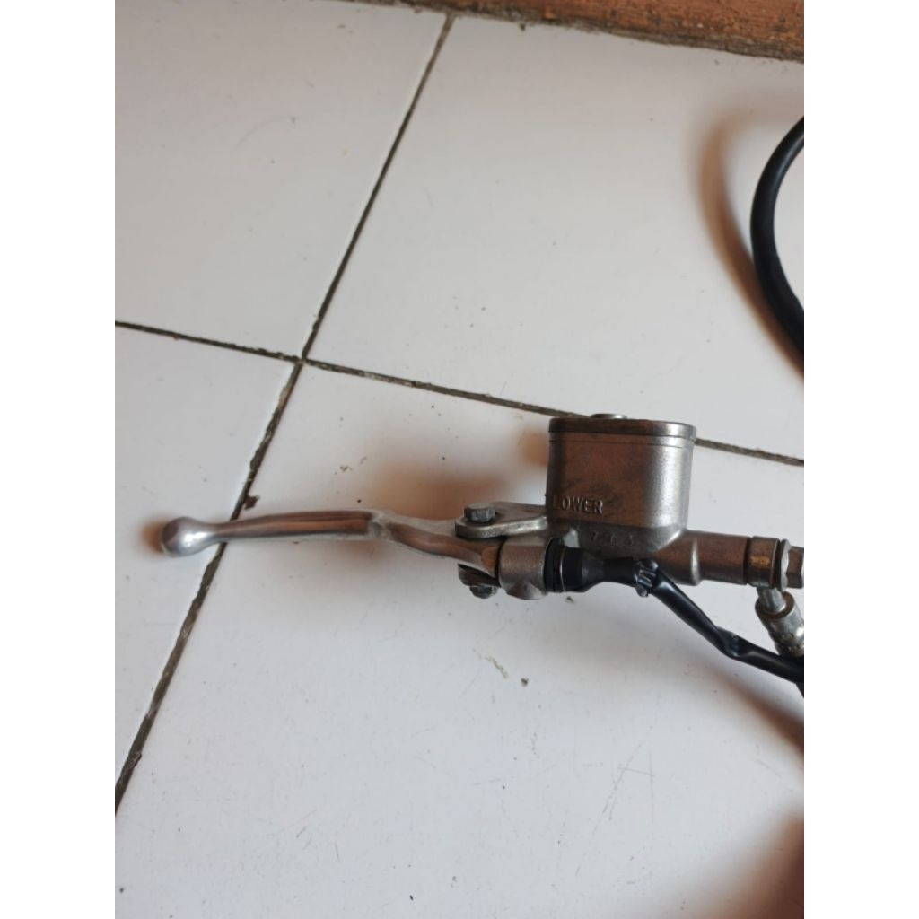 Master rem depan wadah tabung oli rem depan yamaha Mio smile mio j mio m3 original copotan