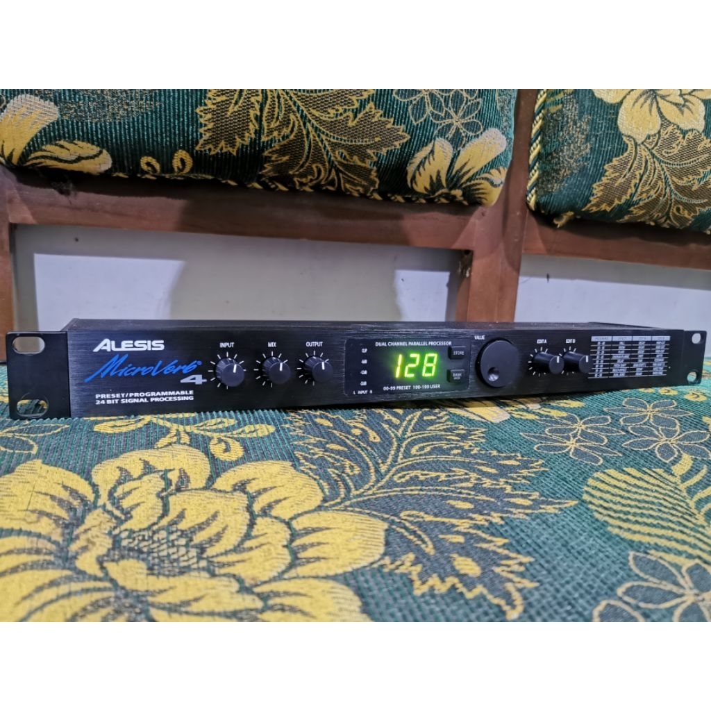 ALESIS MICROVERB 4 TAIWAN
