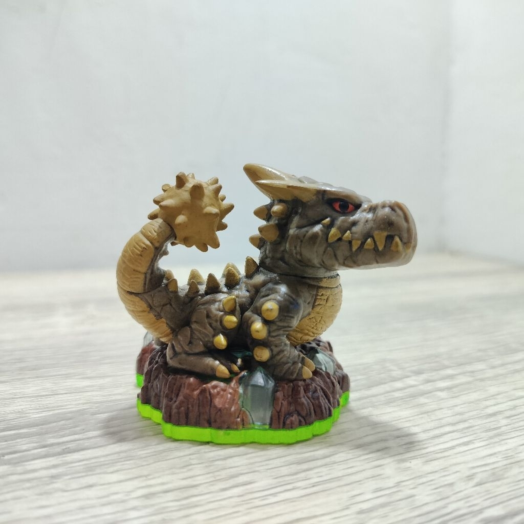 skylanders Bash action figure