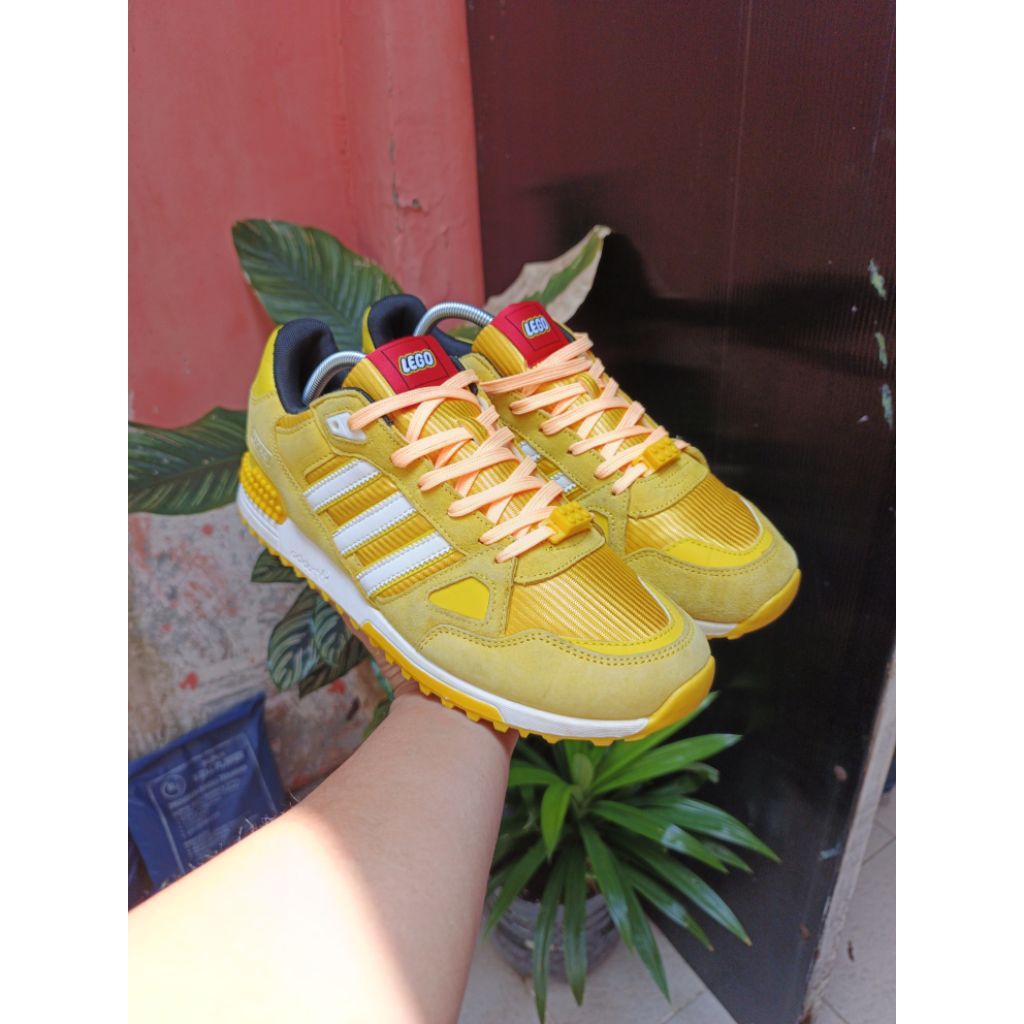 Sepatu Sneakers Preloved Prelove Adidas ZX 750 x Lego size 44 , 28 Cm Second Bekas No Box