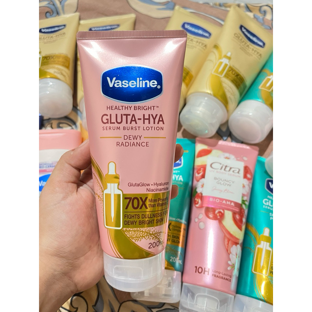 Vaseline GlutaHya Dewy Radiance - ORI