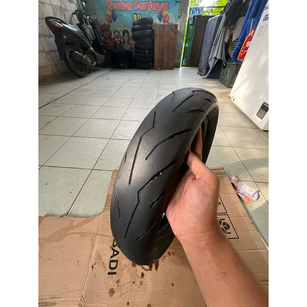 Pirelli diablo rosso uk 100/80 Ring 14 second