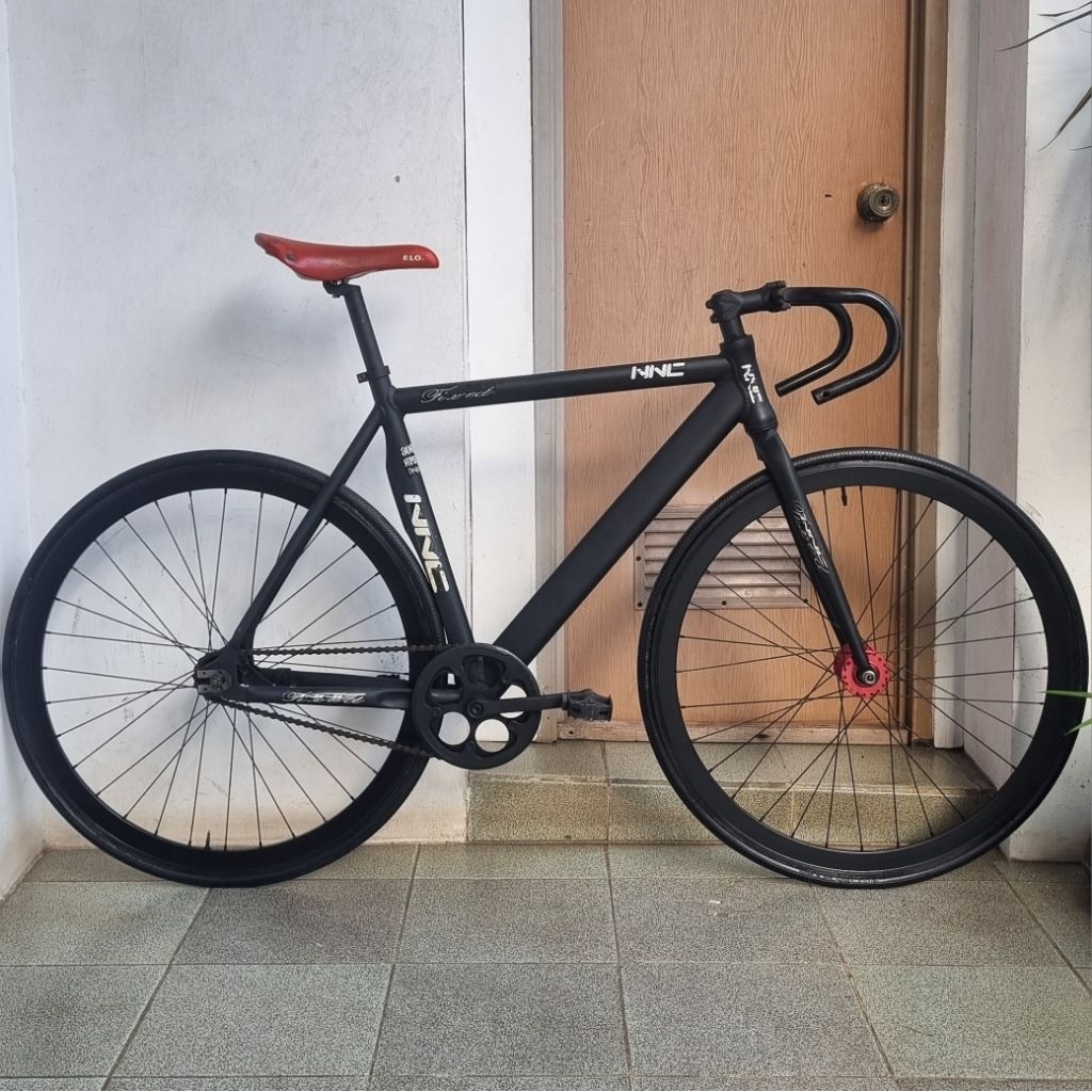 fullbike fixie NNC alloy. sz 52 torpedo. second