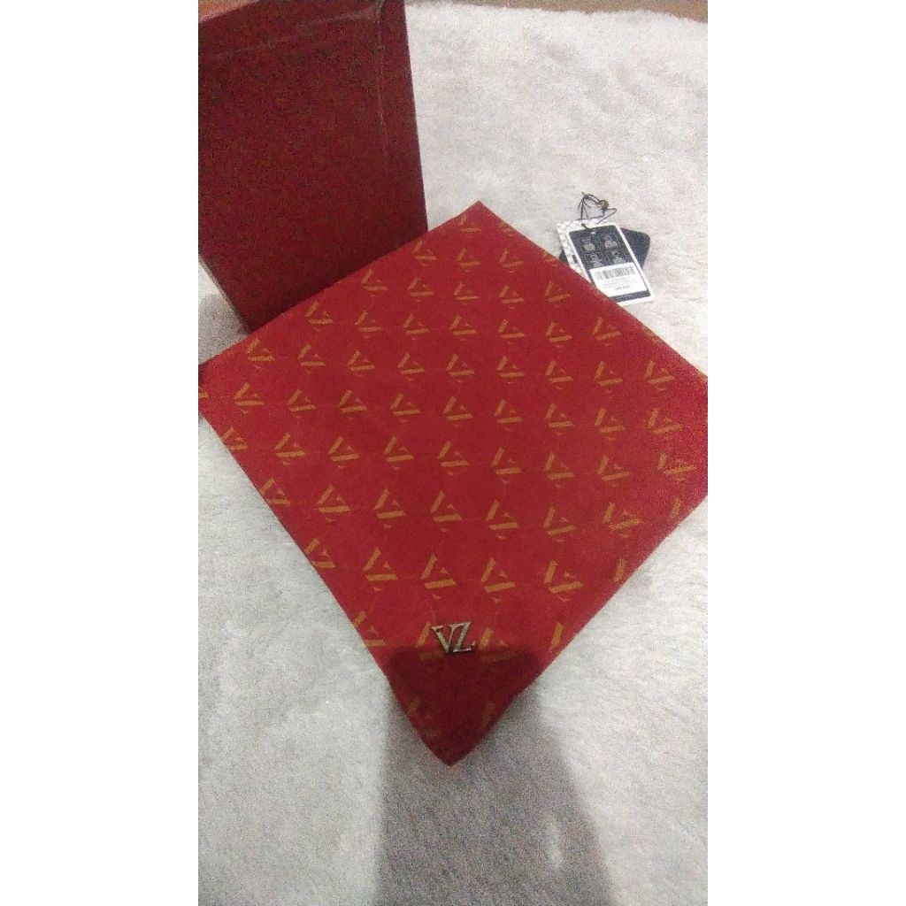 Vivi zubedi scarf preloved