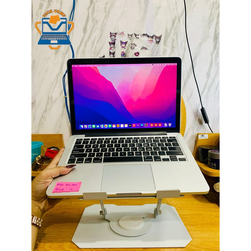 MacBook Pro Retina. 2013. core i5. ram 8/128gb ssd. normal